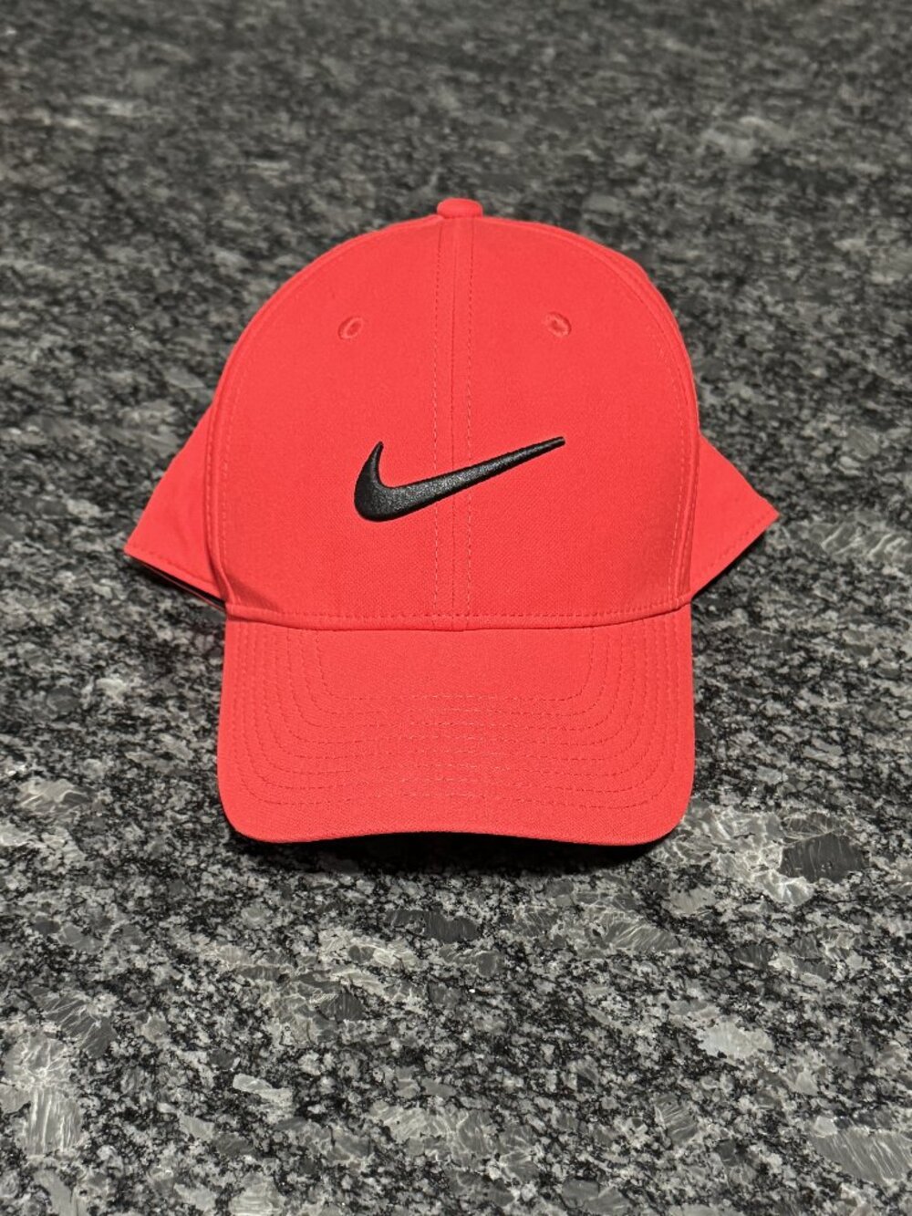 Nike LEGACY91 Dri-FIT Red & Black Adjustable Baseball Hat — New Unused